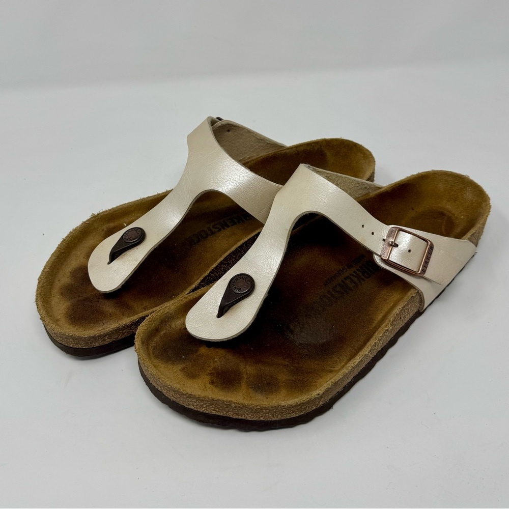 Birkenstock | Gizeh Sandals, Pearly White Color, Size 39 - EUC - Picture 3 of 7